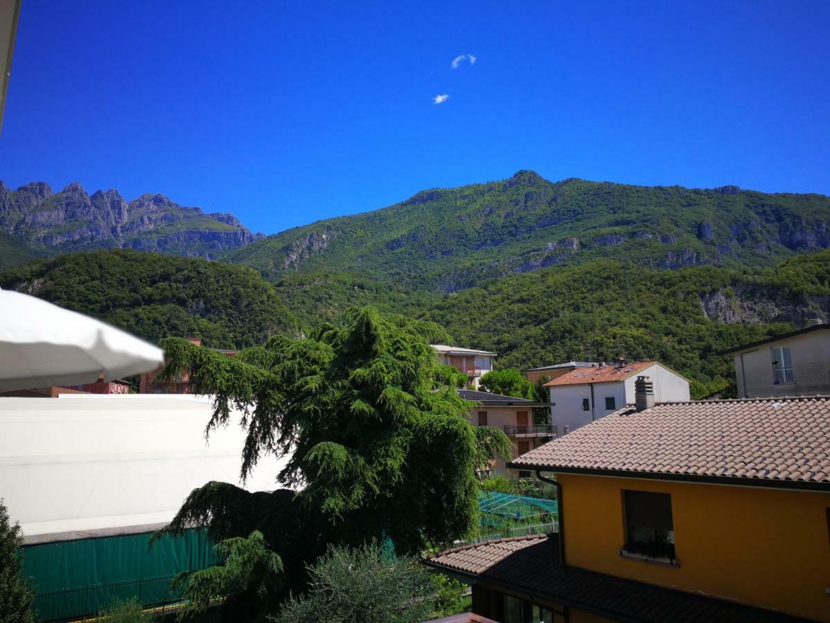 B&B Il Giardino Delle Fate Lecco Dış mekan fotoğraf